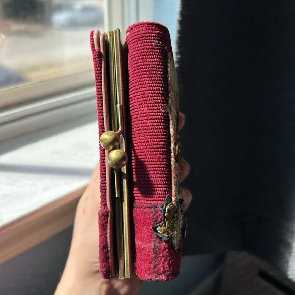 Vendula London Autumn Burgundy Fabric trifold Wallet Bird Patch & coin purse - Picture 2 of 11